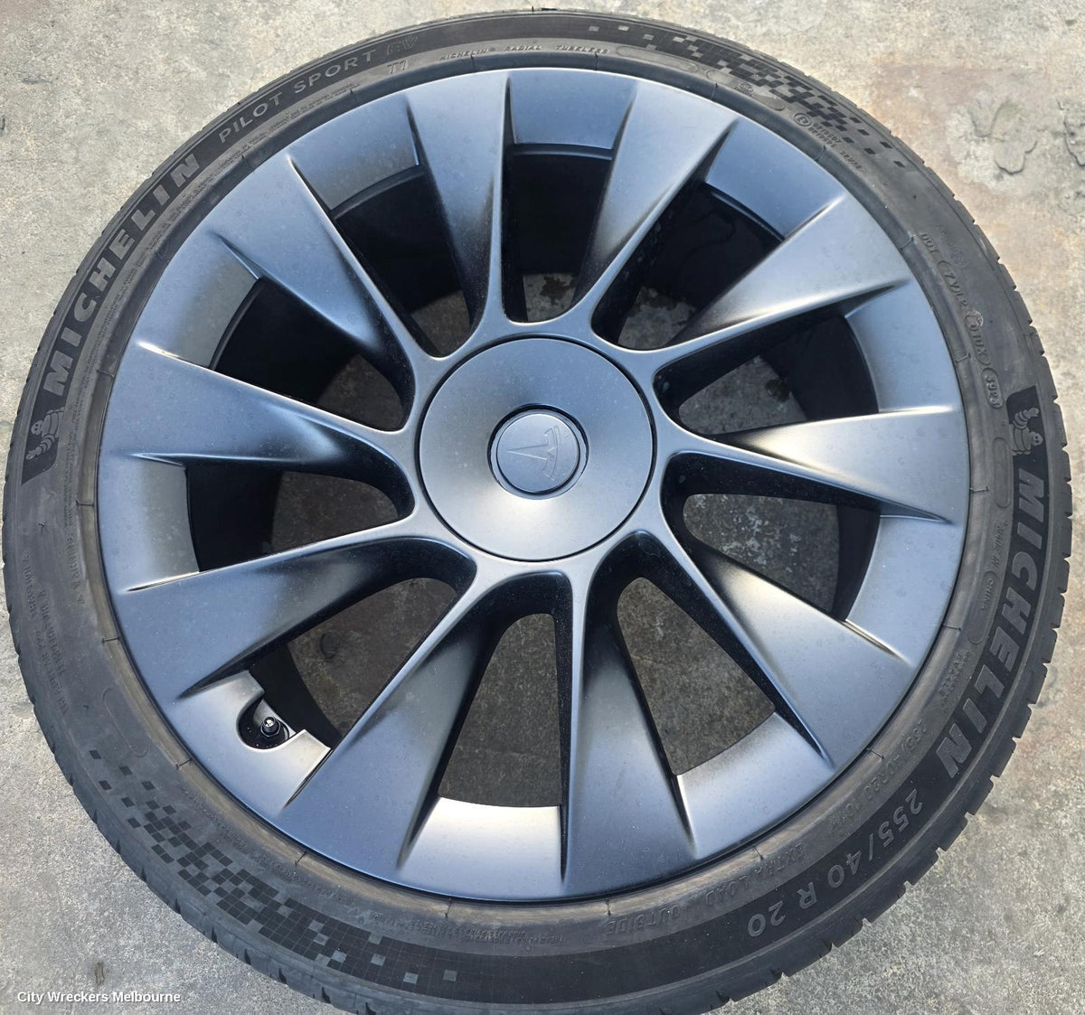 TESLA MODEL Y WHEEL MAG, 1ST GEN, FACTORY, 20X9.5IN, INDUCTION, 10 SINGLE SPOKE, MATTE BLACK, 03/2022 - 02/2025 - Image 2
