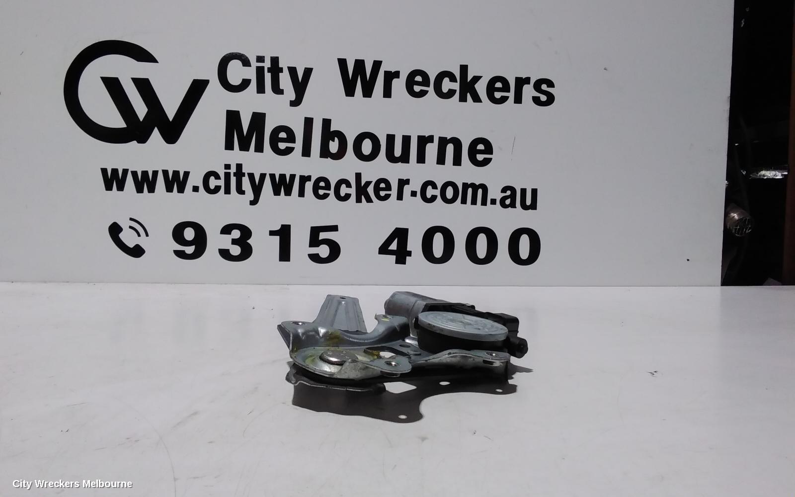HOLDEN COLORADO RIGHT REAR WND REG/MOTOR, RG, 6 PIN TYPE, 07/2016 - 12/2020 - Image 1