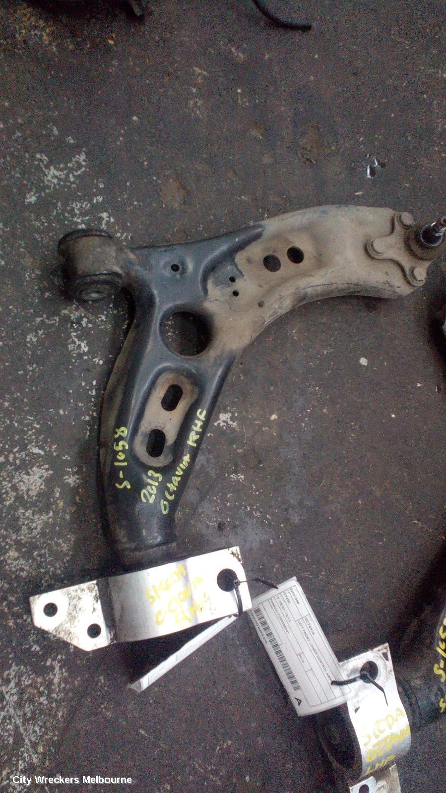 SKODA OCTAVIA RIGHT FRONT LOWER CONTROL ARM, 1Z, 05/2009 - 10/2013 - Image 1