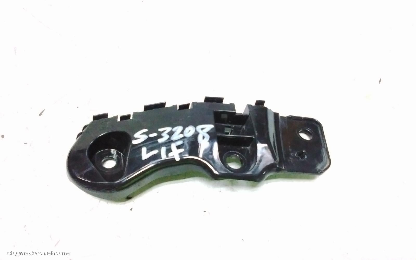 MAZDA CX8, KG, 05/2018 - 12/2023, LHF BAR RETAINER / BRACKET  KB8A500UI: 145884 - Image 1