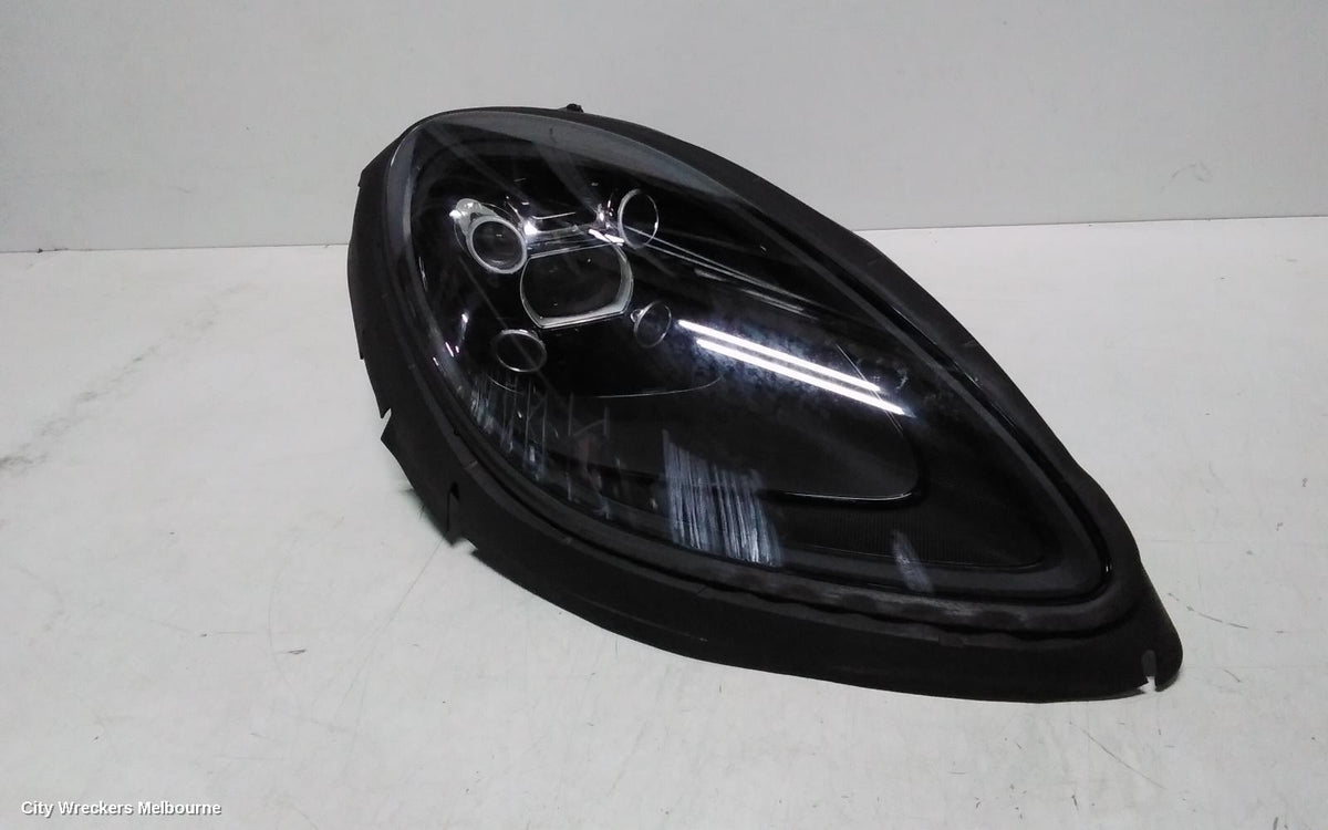 PORSCHE MACAN RIGHT HEADLAMP, 95B, W/ LED, NON ADAPTIVE TYPE, 08/2018 ONWARDS - Image 3
