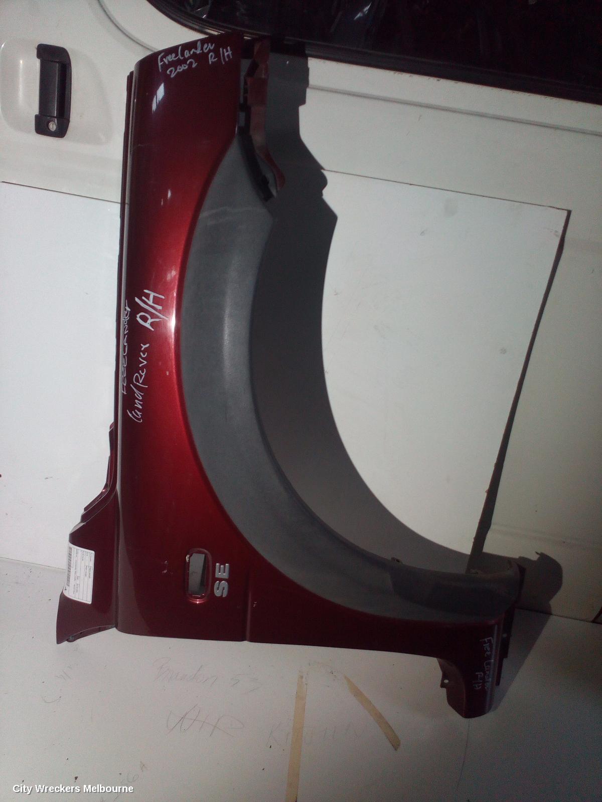 LAND ROVER FREELANDER RIGHT GUARD, 03/1998 - 02/2004 - Image 1