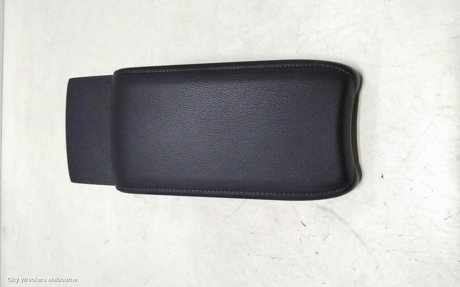 HONDA CIVIC CONSOLE, 10TH GEN, CONSOLE LID ONLY, CLOTH, 05/2016 - 08/2021 - Image 2