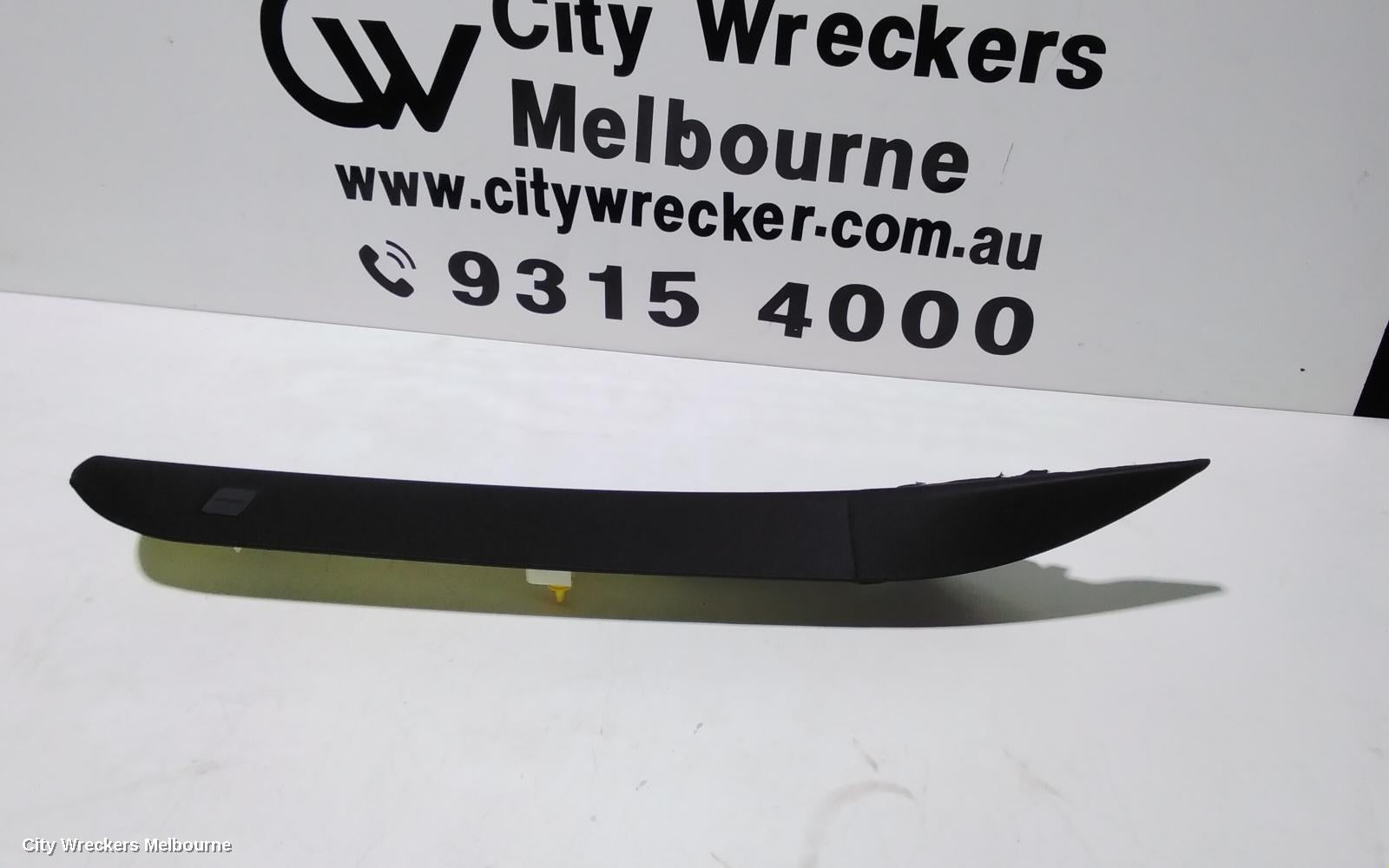 LAND ROVER RANGEROVER SPORT TRIM PANEL, L494, 12/2013 - 04/2022 - Image 3