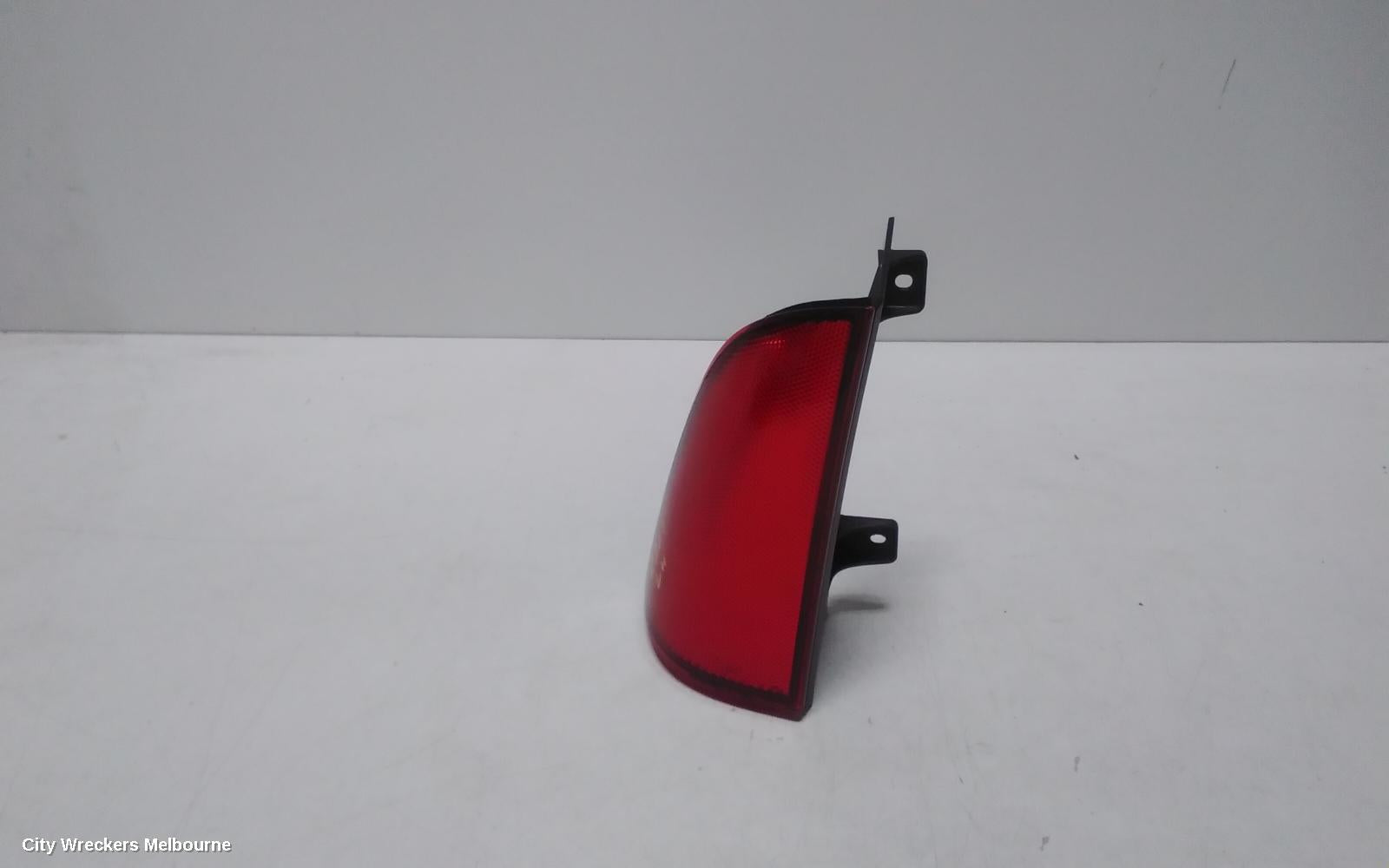 MERCEDES VITO LEFT TAILLIGHT, UPPER TAILGATE, 639, 04/2004 - 02/2015 - Image 1