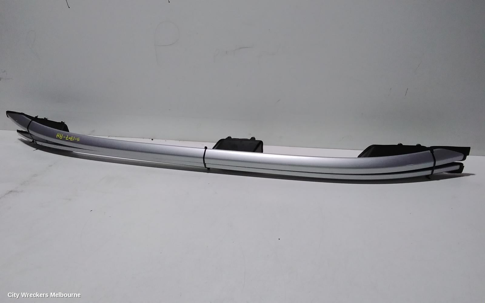 SUBARU XV ROOF RAIL - Image 1