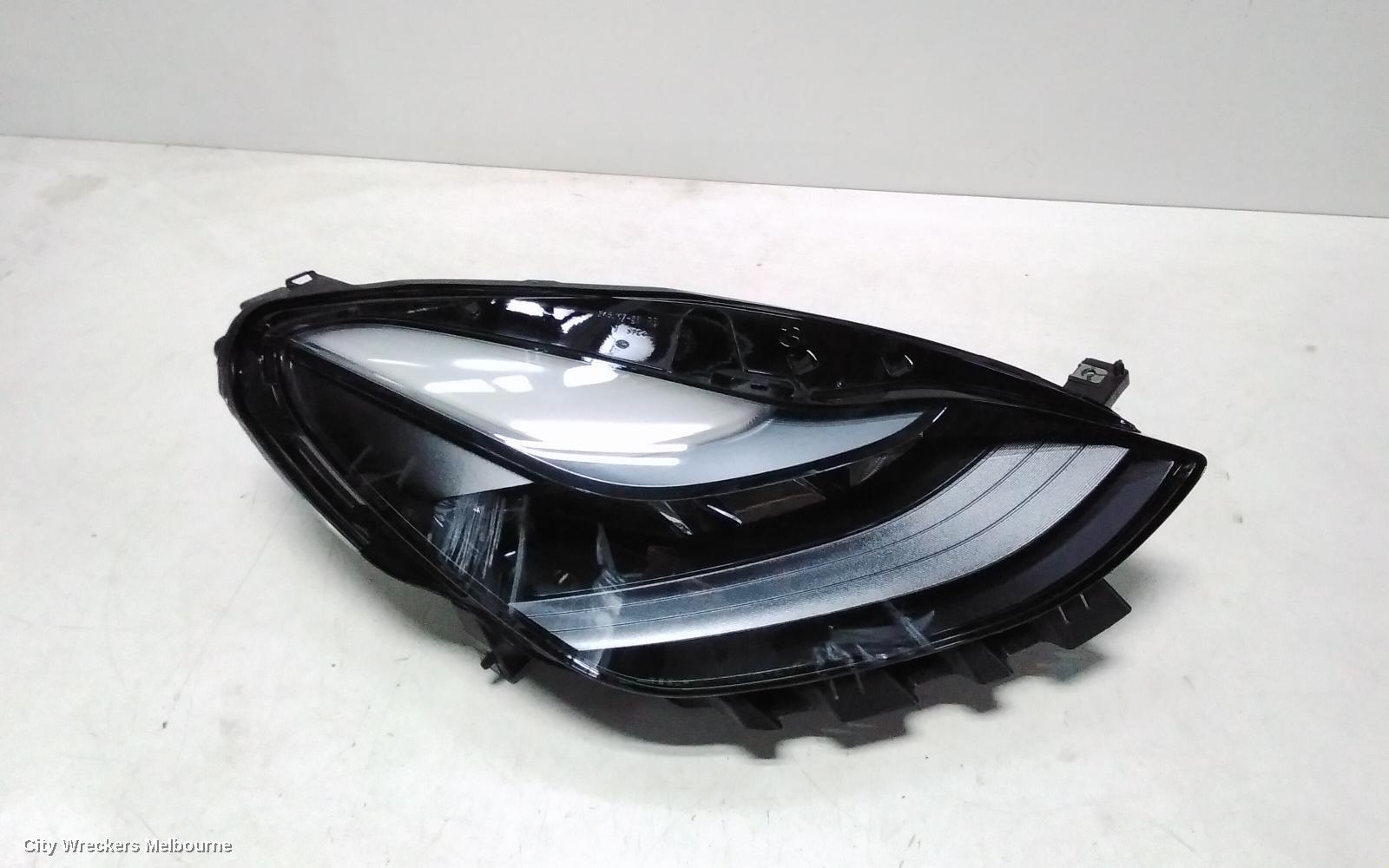 TESLA MODEL 3 RIGHT HEADLAMP, W/ LED TYPE, 1ST GEN, 09/2023 ONWARDS - Image 2