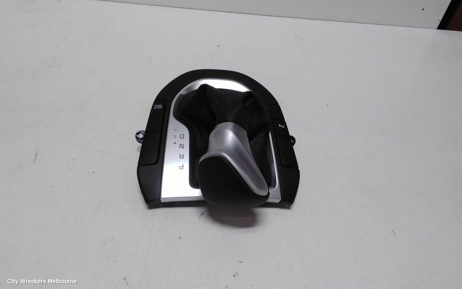 KIA CERATO GEAR STICK/SHIFTER, AUTO SHIFTER, BD, 04/2018 ONWARDS - Image 1