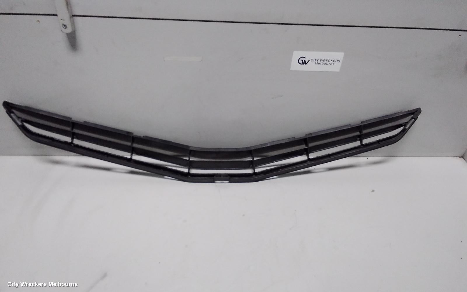 TOYOTA CAMRY GRILLE, RADIATOR GRILLE (LOWER), AHV40, HYBRID, 12/2009 - 11/2011 - Image 3