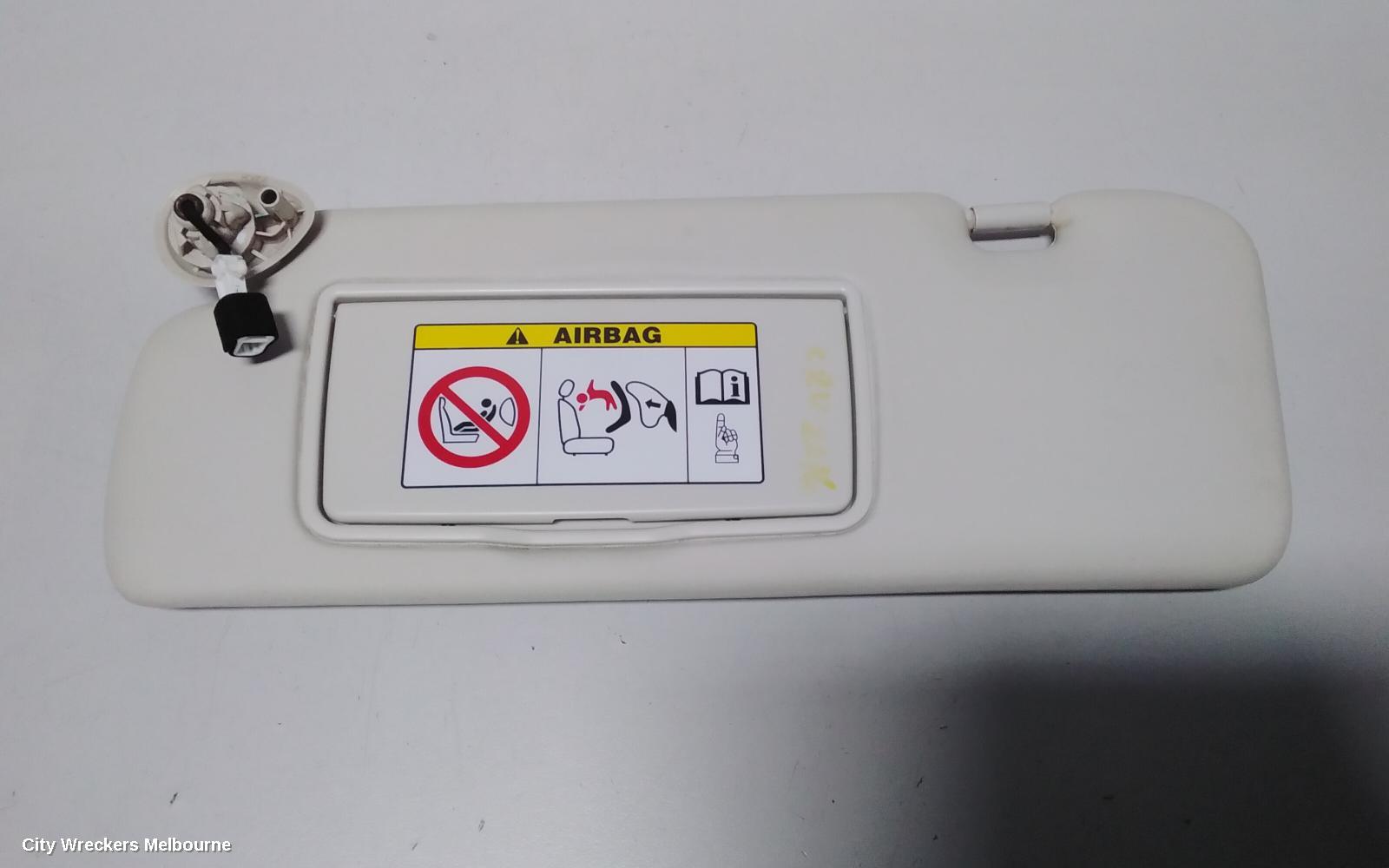 HONDA CRV SUNVISOR, RM, LH SIDE, 11/2012 - 04/2017 - Image 3