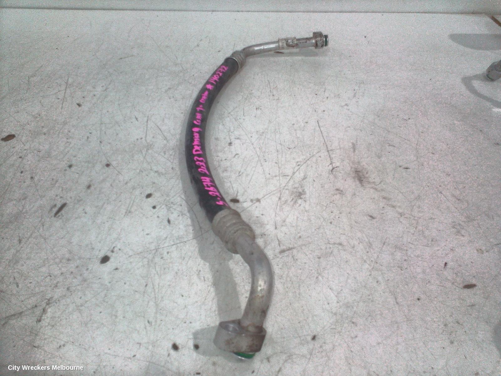 LDV DELIVER 9 A/C HOSES, DIESEL, 2.0, COMPRESSOR TO CONDENSER, 07/2020 ONWARDS - Image 3