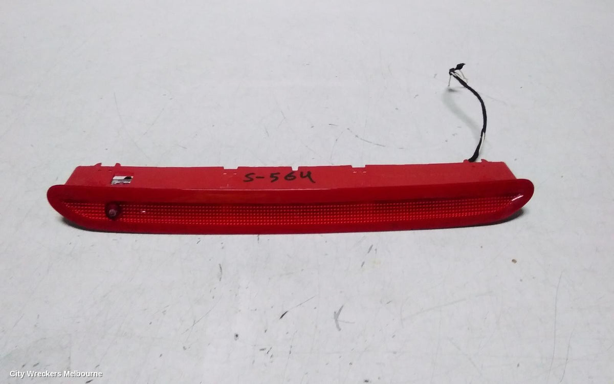 VOLKSWAGEN GOLF HIGH LEVEL STOPLIGHT, GEN 7, 11/2012 - 08/2020 - Image 2