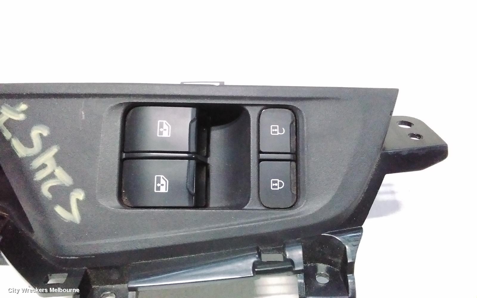 LDV DELIVER 9 PWR DR WIND SWITCH, RH FRONT (MASTER SWITCH), 07/2020 ONWARDS - Image 2