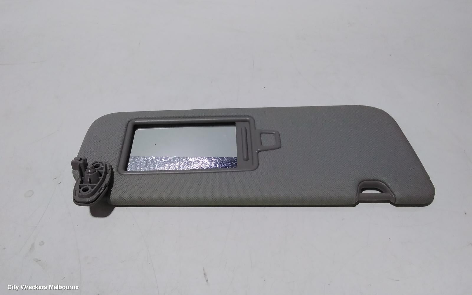 KIA CARNIVAL/GRAND CARNIVAL SUNVISOR, YP, RH SIDE, NON LAMP TYPE, 02/2015 - 10/2020 - Image 2