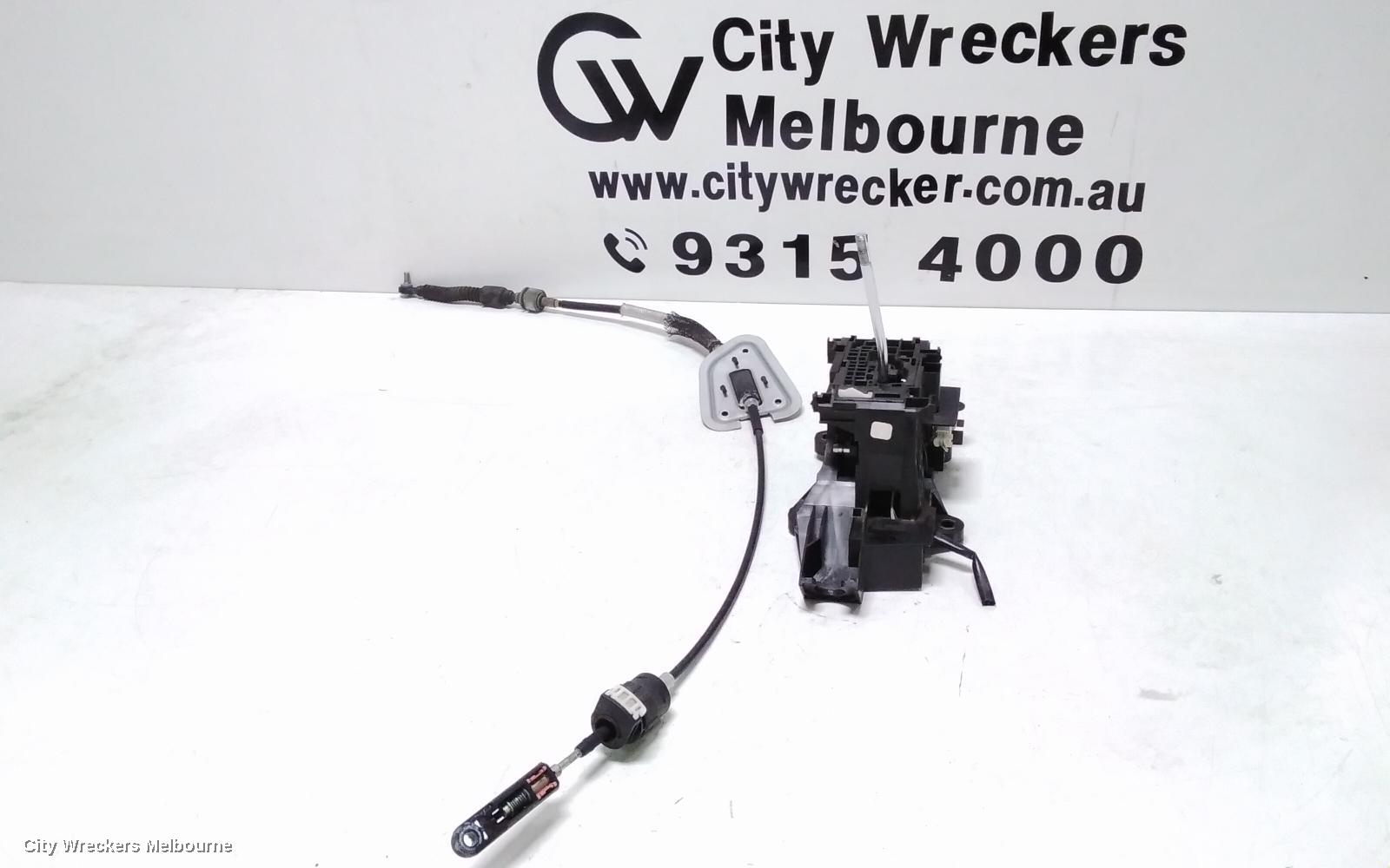 TOYOTA KLUGER GEAR STICK/SHIFTER, XU50 SERIES, 03/2014 - 02/2021 - Image 2