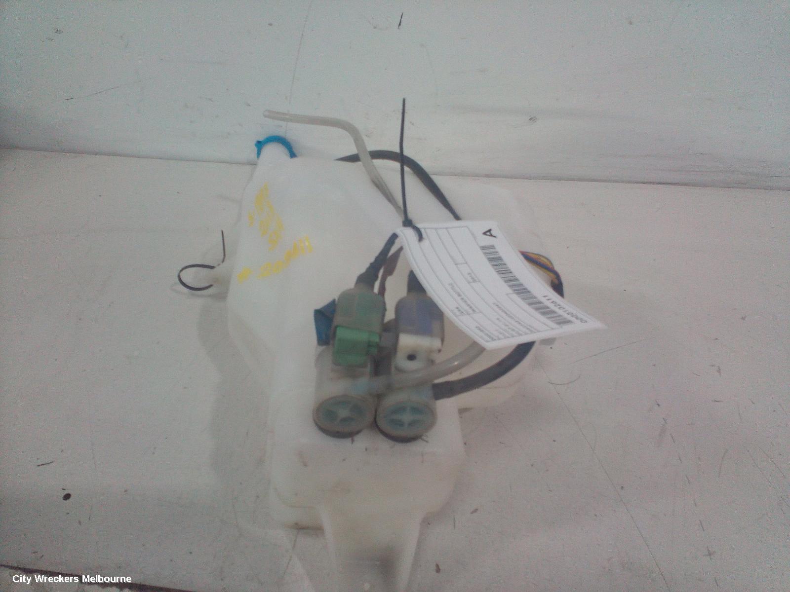 SUZUKI SX4 WASHER BOTTLE, 01/2007 - 01/2014 - Image 3