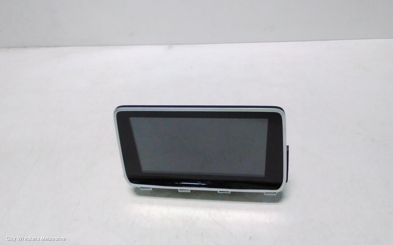 LDV DELIVER 9 RADIO/CD/DVD/SAT/TV, DISPLAY UNIT, 10.1IN, TOUCHSCREEN, NON SAT NAV TYPE, 07/2020 ONWARDS - Image 1