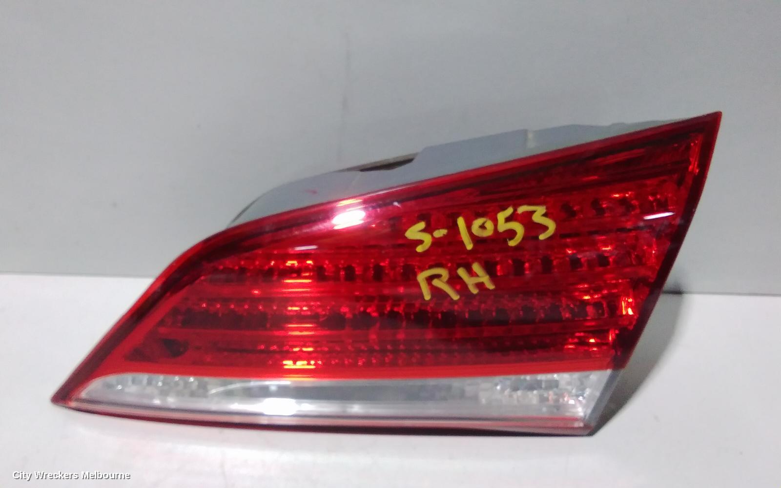 HYUNDAI I40 REAR GARNISH, BOOTLID LAMP (RH SIDE), VF, 04/2012 - 05/2015 - Image 2