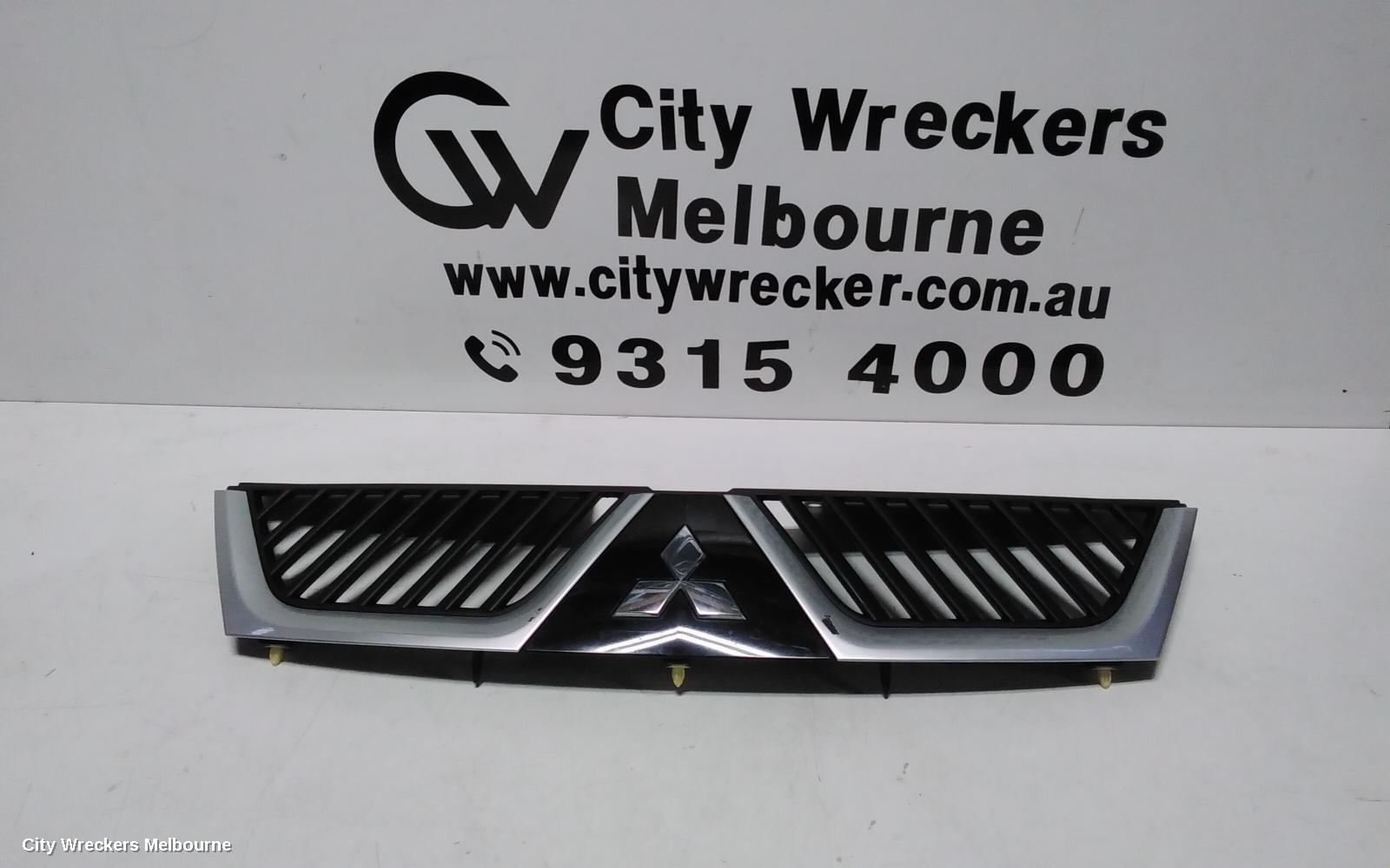 MITSUBISHI OUTLANDER GRILLE, RADIATOR GRILLE, ZG, FIN TYPE, 11/2006 - 09/2009 - Image 1