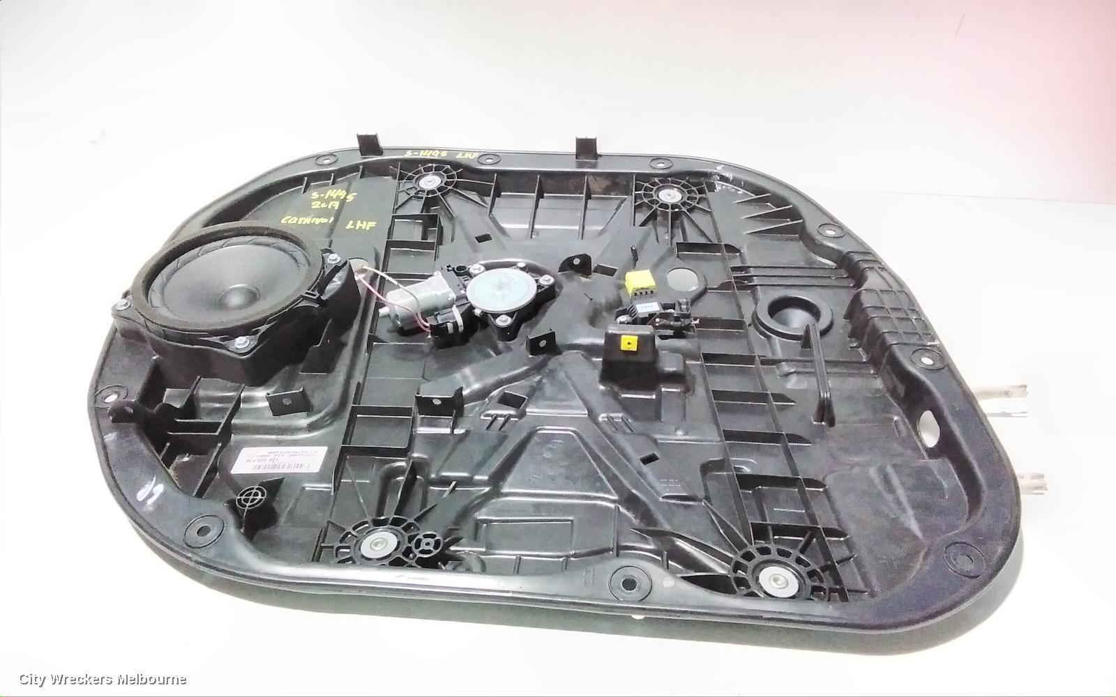 KIA CARNIVAL/GRAND CARNIVAL LEFT FRONT WINDOW REG/MOTOR, YP, 02/2015 - 10/2020 - Image 2