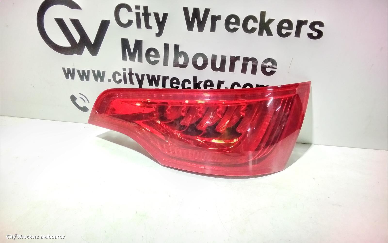 AUDI Q7 RIGHT TAILLIGHT, 4L, IN TAILGATE, 10/2009 - 08/2015 - Image 3