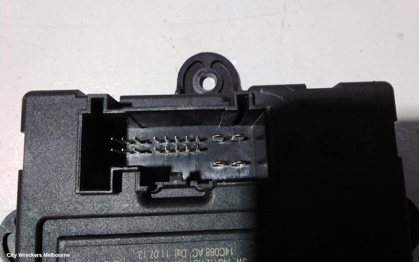 LAND ROVER RANGEROVER EVOQUE, L538, 11/2011 - 01/2019, BJ32-14D620-AC REAR DOOR CONTROL ECU UNIT : 81226 - Image 3
