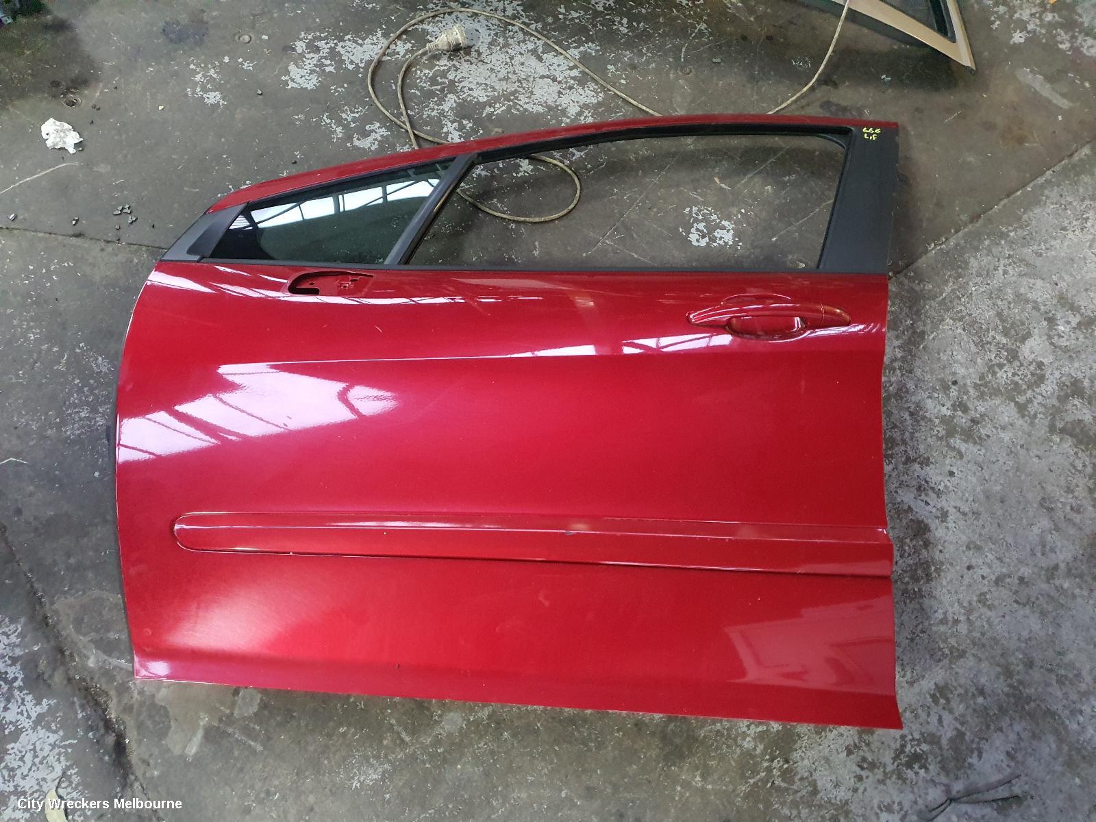 PEUGEOT 308 RIGHT FRONT DOOR, T7, HATCH/WAGON, NON INTRUSION BAR TYPE, 09/2007 - 12/2013 - Image 3