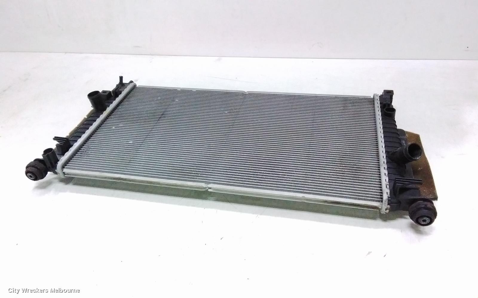 MAZDA 3 RADIATOR, AUTO/MANUAL, 2.0, PETROL, BL, 04/2009 - 10/2013 - Image 2