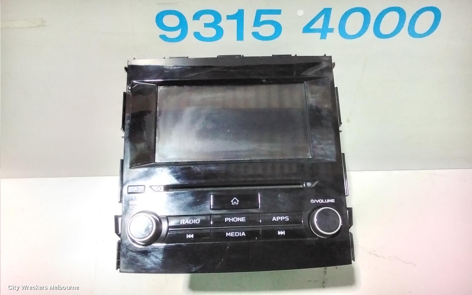 SUBARU FORESTER RADIO/CD/DVD/SAT/TV, 6.5IN TOUCHSCREEN, SK, 08/2018 ONWARDS - Image 2