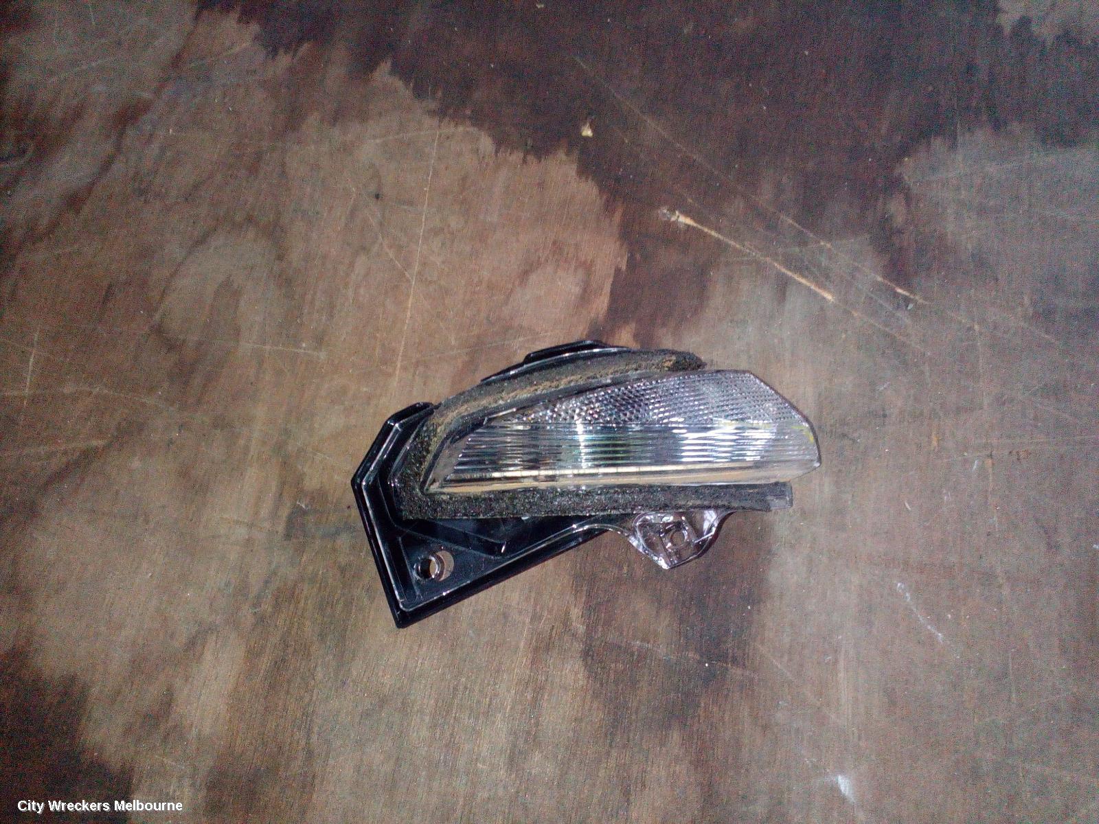TOYOTA COROLLA RIGHT DOOR MIRROR, E210, HATCH, NON BLINDSPOT MONITOR, NON LANE ASSIST TYPE, 07/2018 ONWARDS - Image 3