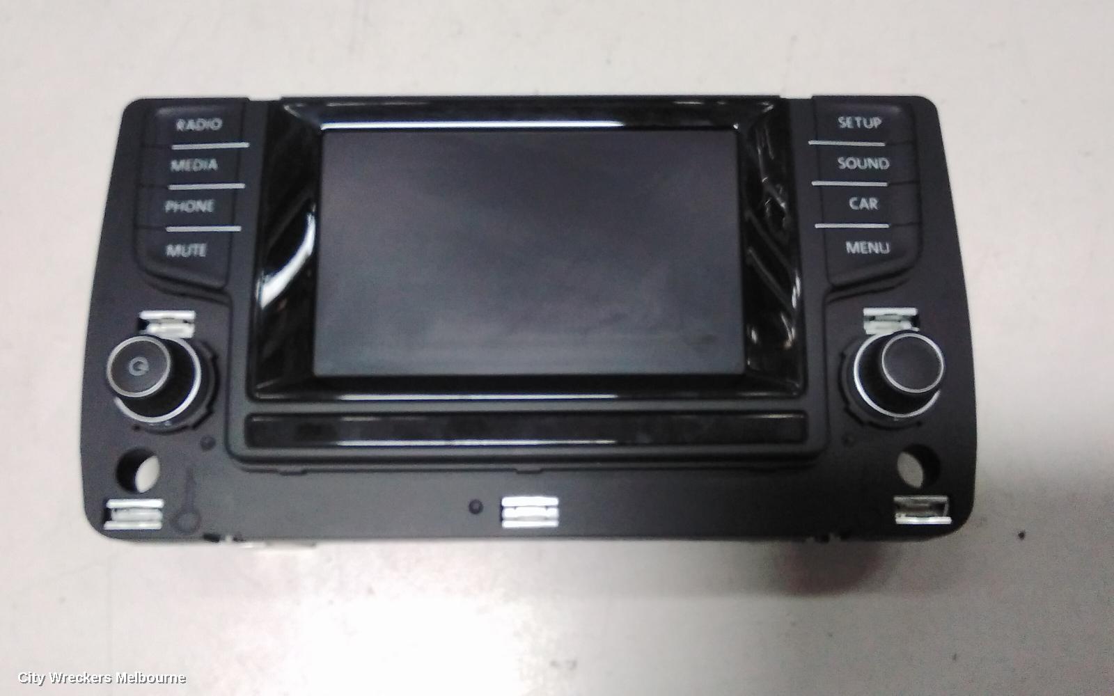 VOLKSWAGEN GOLF RADIO/CD/DVD/SAT/TV, DISPLAY SCREEN, 5.8IN, NON SAT NAV TYPE, GEN 7, 03/2013 - 03/2017 - Image 2