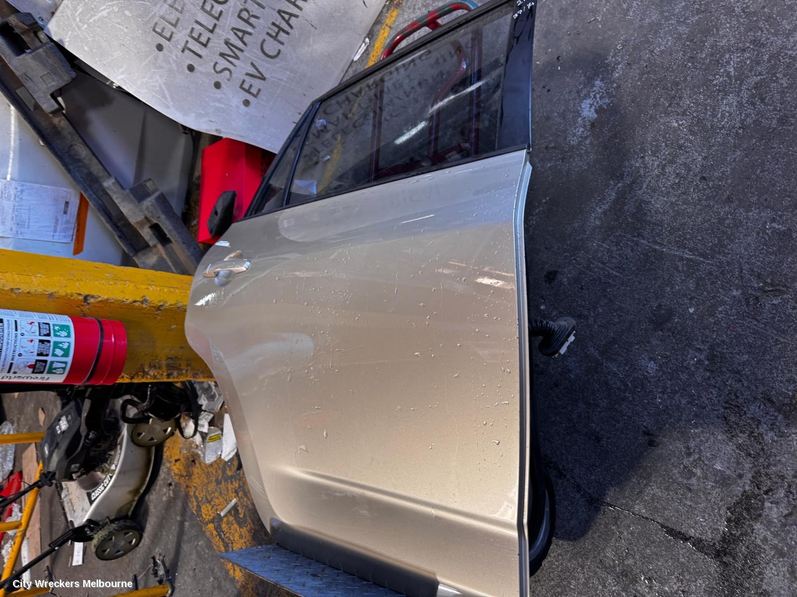 TOYOTA RAV4 RIGHT REAR DOOR, ACA33/ACA38, LWB, CV/EDGE, NON FLARE TYPE, 11/2005 - 11/2012 - Image 1