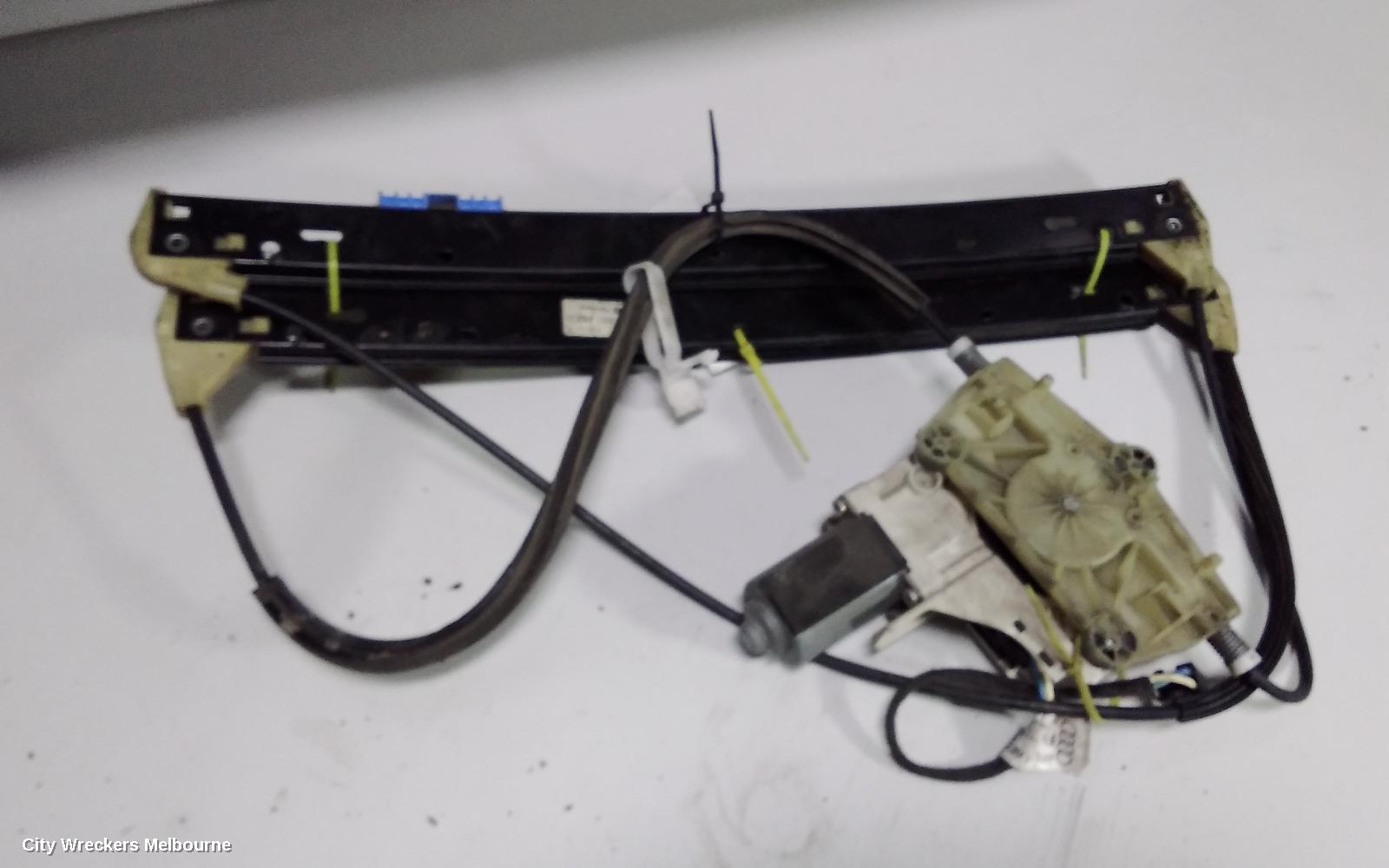 AUDI A6 RIGHT FRONT WINDOW REG/MOTOR, C6, VIN WAUZZZ4F... - Image 2