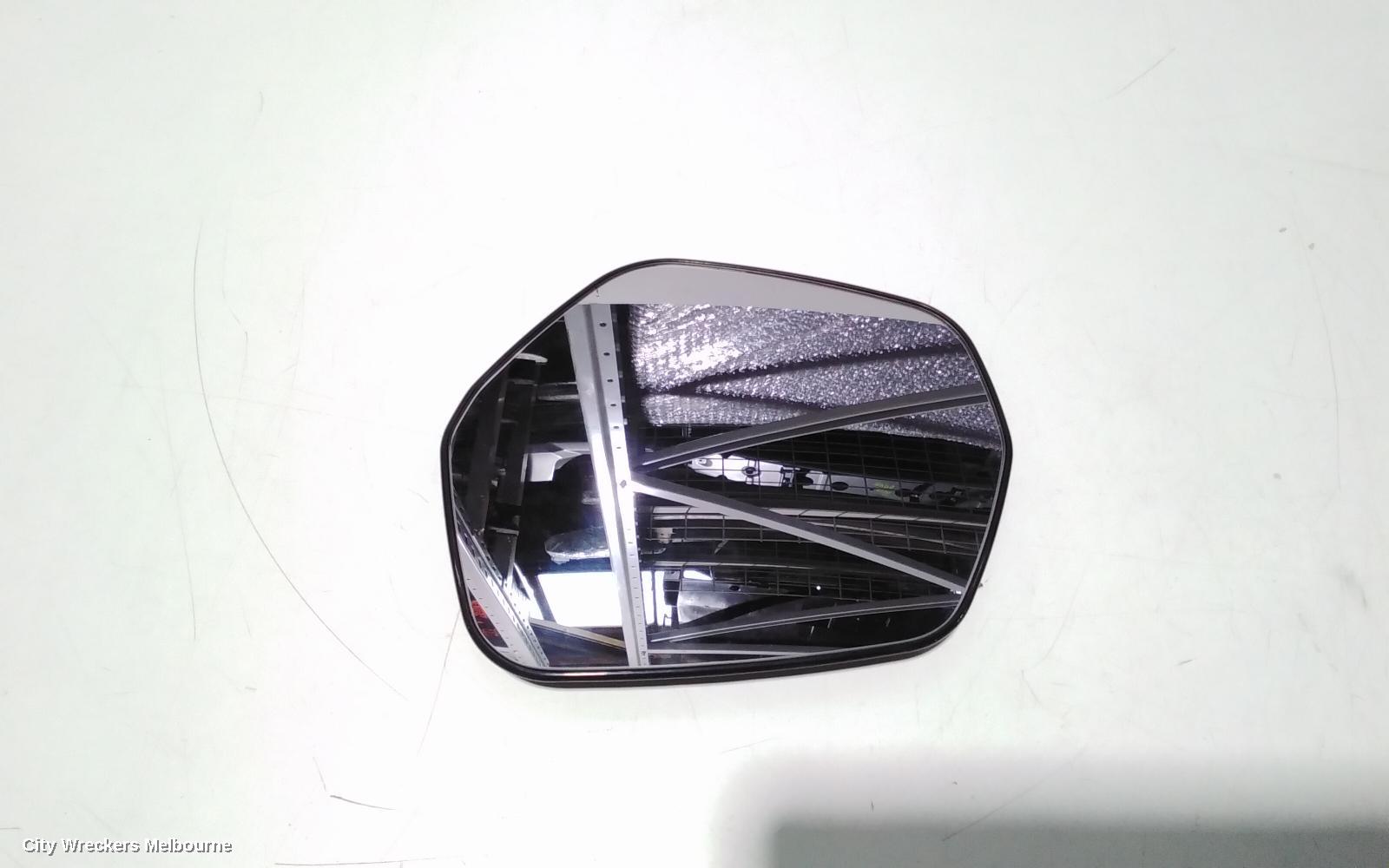 HONDA HRV LEFT DOOR MIRROR, RU5, VTI-S, MANUAL FOLD, W/ CAMERA & AUTO DIP TYPE, 12/2014 - 06/2018 - Image 1
