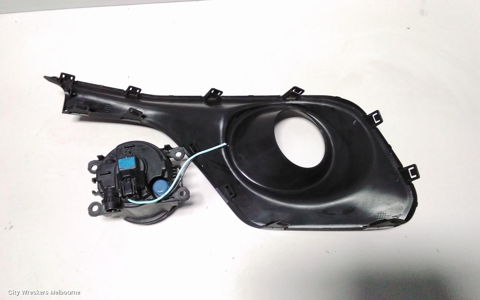 SUZUKI SWIFT LEFT INDICATOR/FOG/SIDE, BUMPER FOGLAMP, AZ, 04/2017 ONWARDS - Image 3
