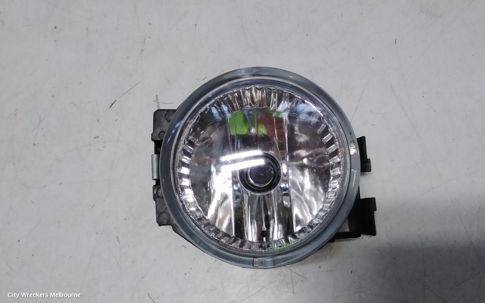 SUBARU OUTBACK RIGHT INDICATOR/FOG/SIDE, BUMPER FOGLAMP, 5TH GEN, 09/2010 - 02/2012 - Image 2