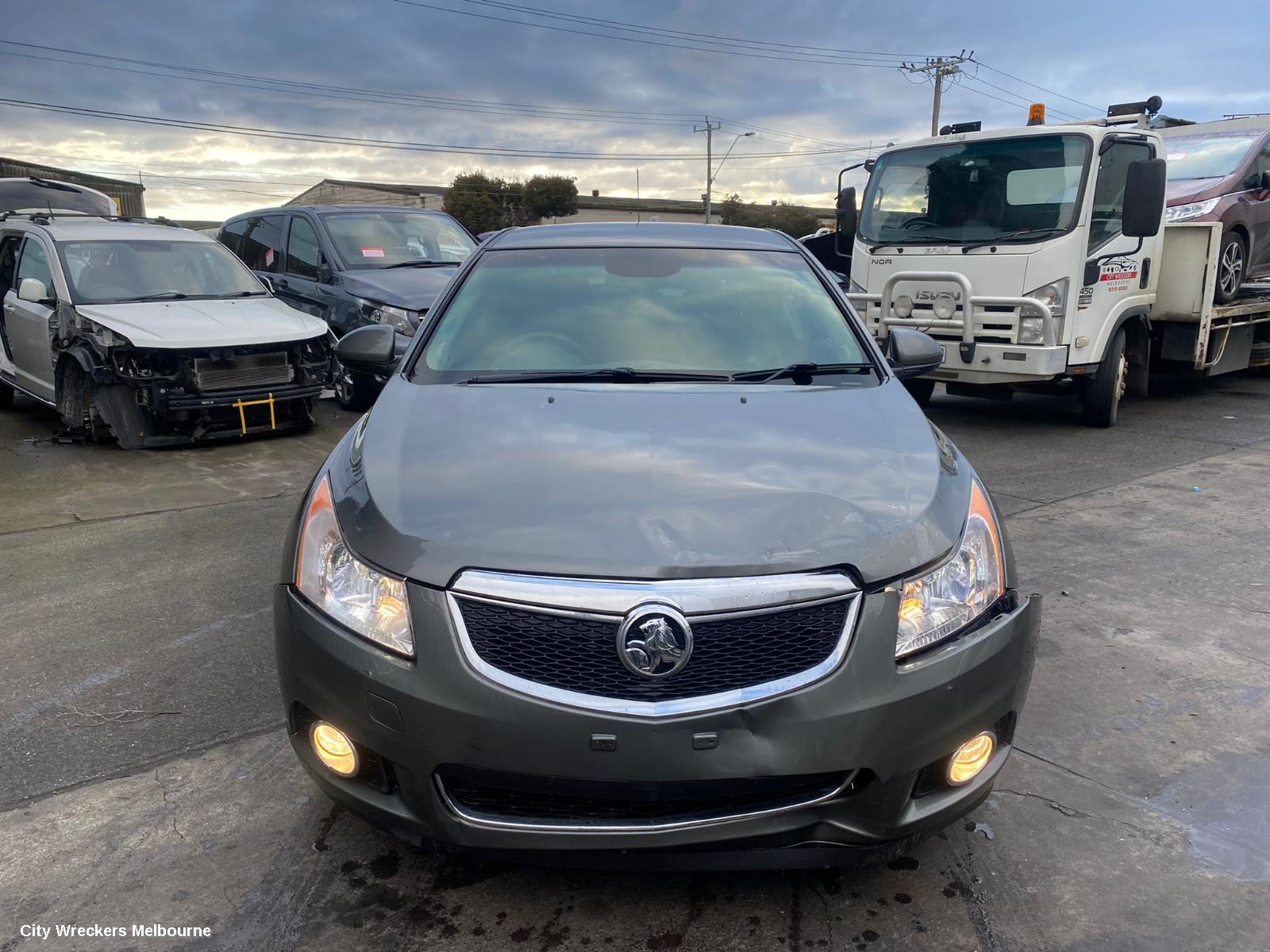 HOLDEN CRUZE LEFT FRONT DOOR, JH, SEDAN/HATCH, 03/2011 - 01/2017 - Image 3
