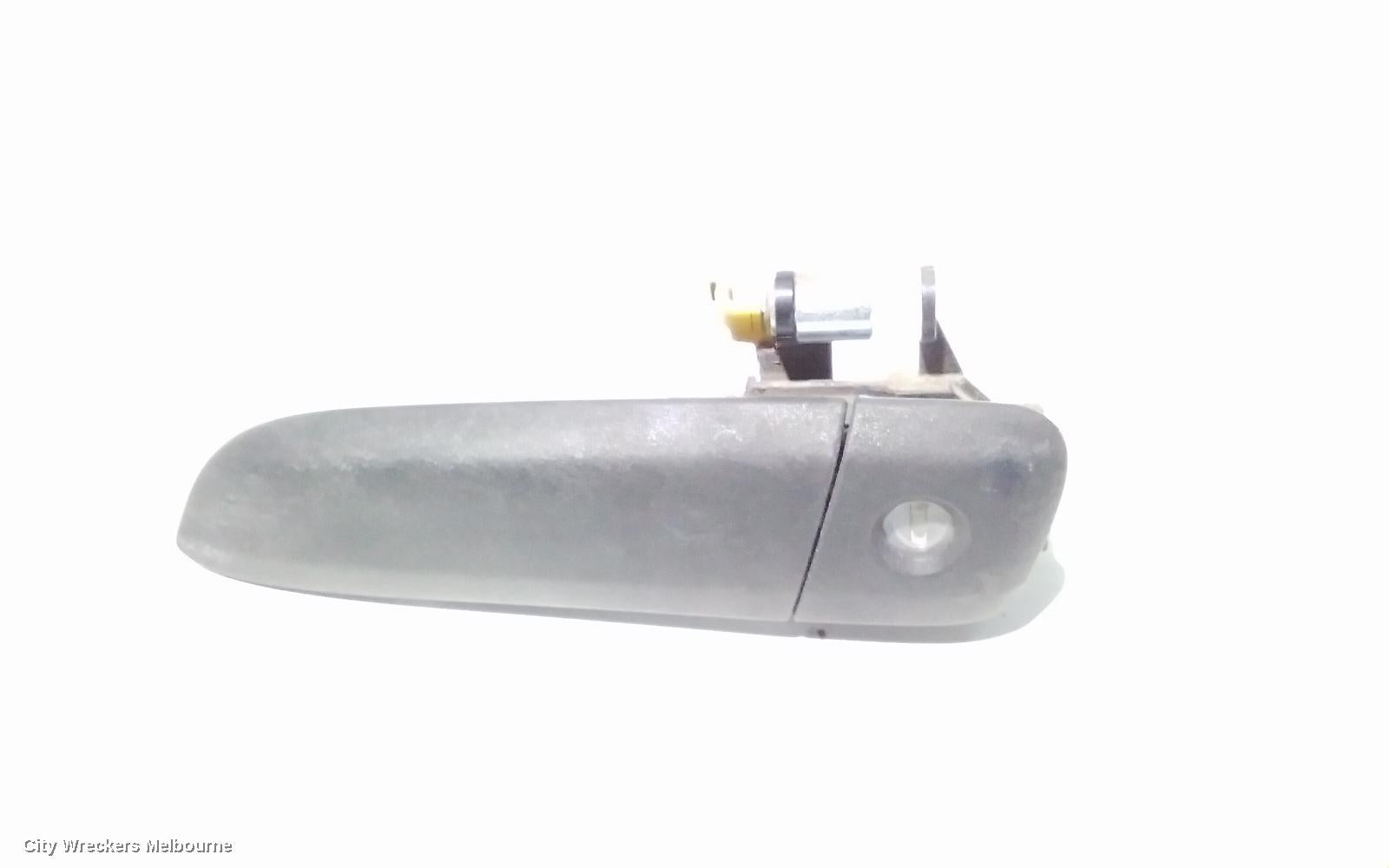 TOYOTA HIACE DOOR HANDLE, OUTER, LH FRONT, TRH/KDH, 03/2005 - 04/2019 - Image 2