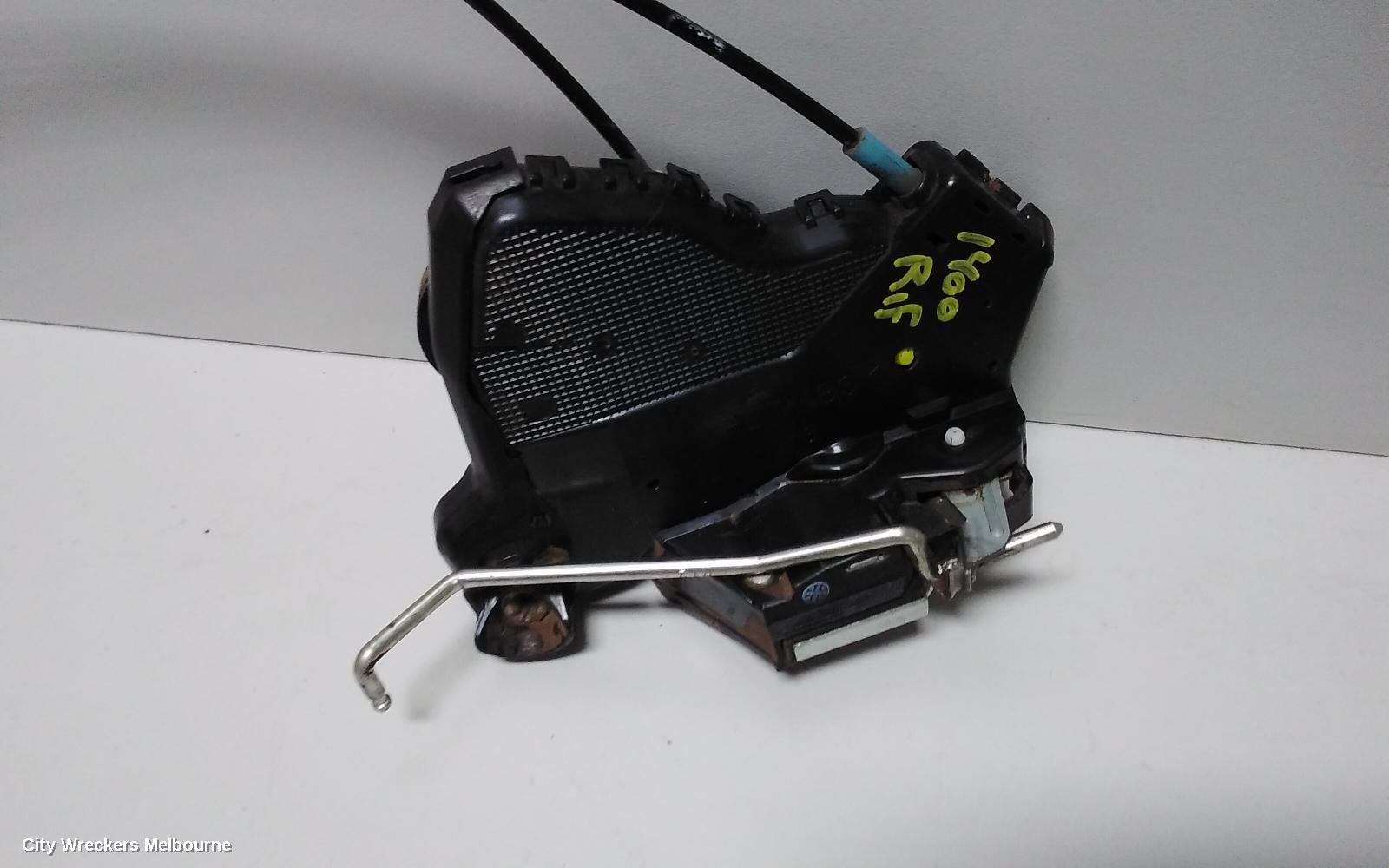 TOYOTA HIACE DOOR/BOOT/GATE LOCK, RIGHT FRONT DOOR LOCK, TRH/KDH, 03/2005 - 04/2019 - Image 3