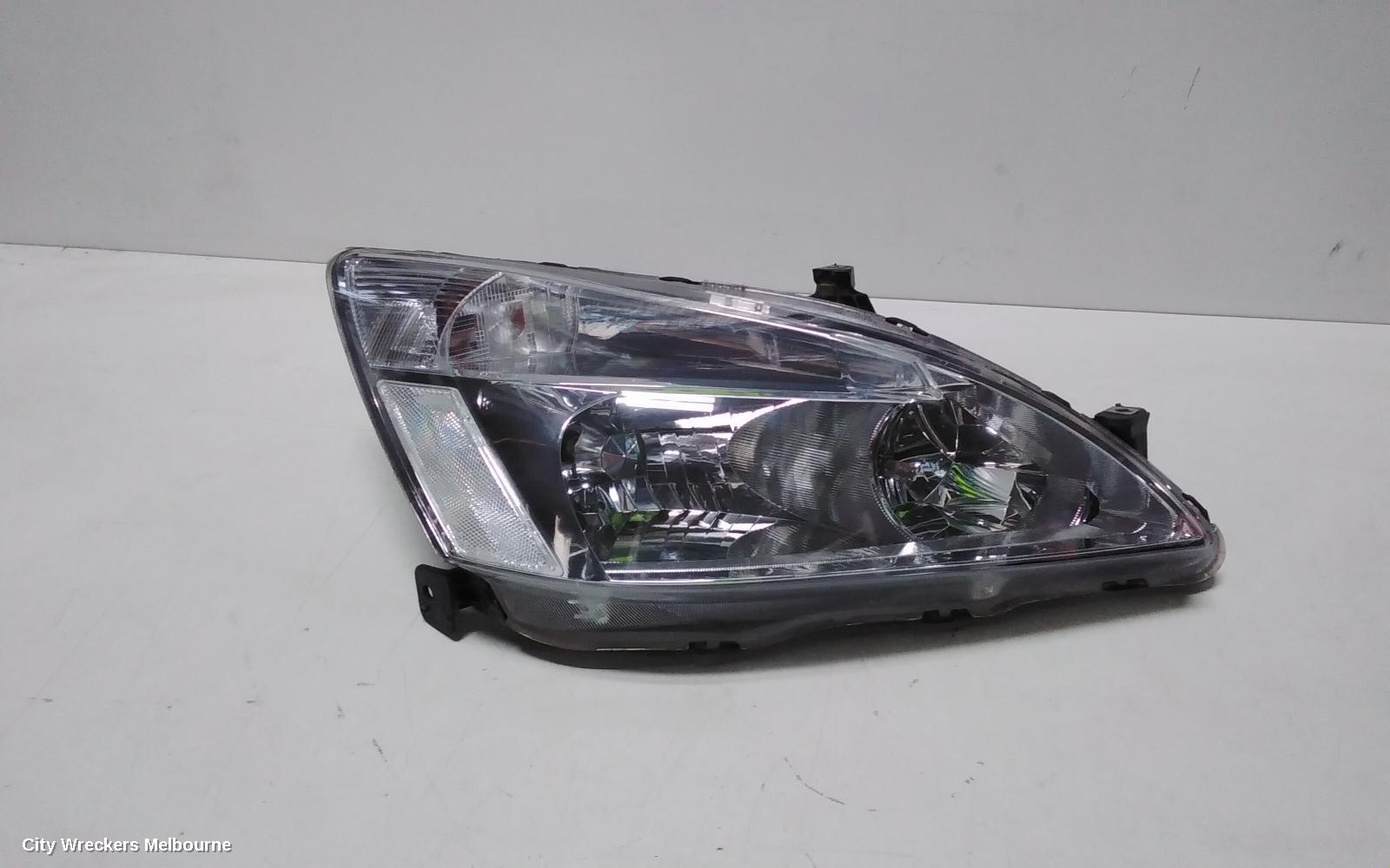 HONDA ACCORD RIGHT HEADLAMP, 7TH GEN, CM (VIN MRHCM), 09/2003 - 10/2007 - Image 1