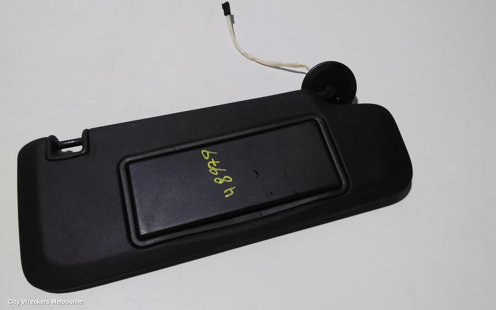 HOLDEN INSIGNIA SUNVISOR, GA, 02/2015 - 01/2017 - Image 1