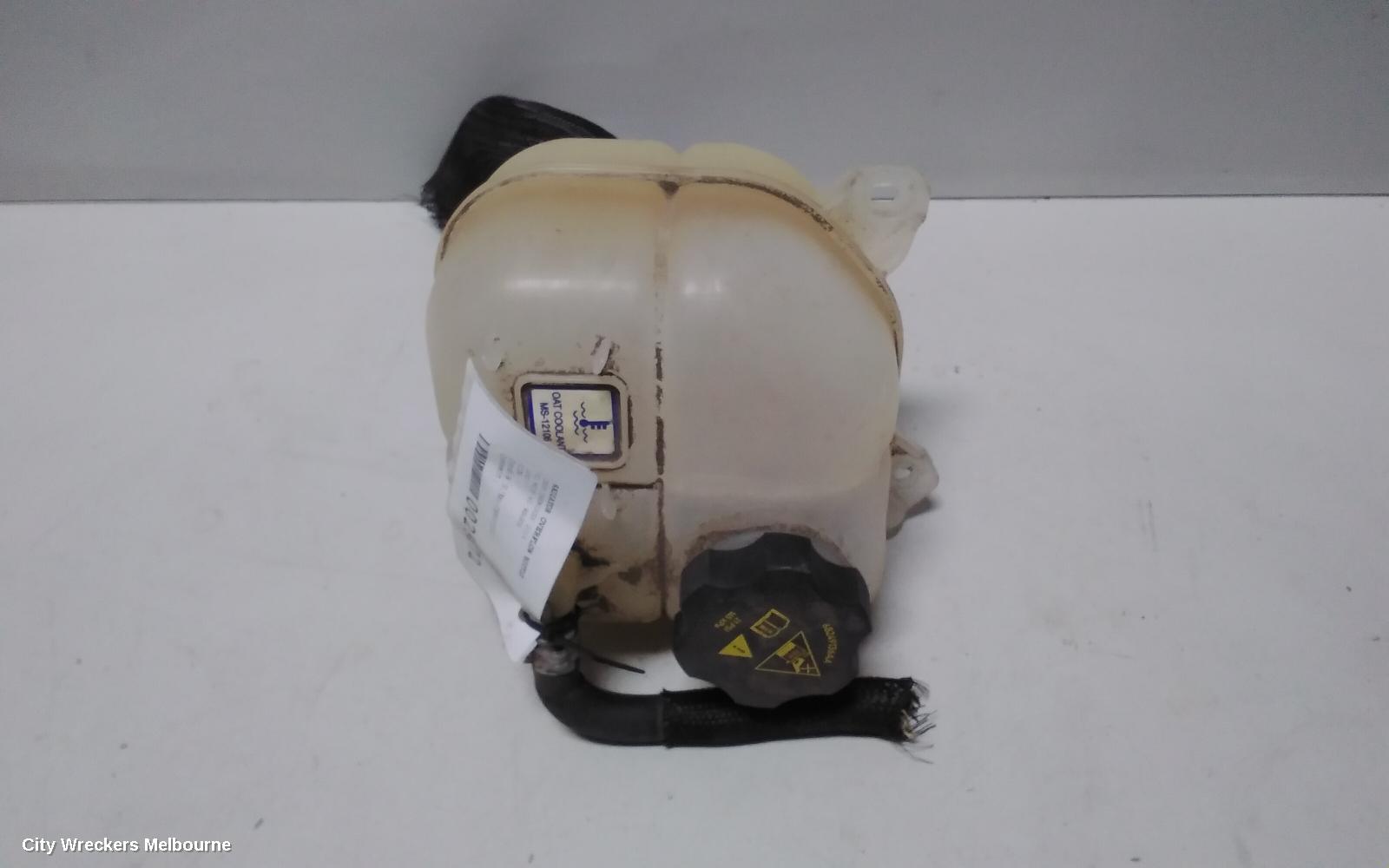 JEEP CHEROKEE OVERFLOW BOTTLE, KL, 02/2014 ONWARDS - Image 2