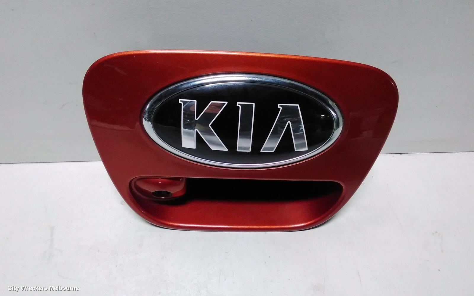 KIA PICANTO TAILGATE HANDLE, JA, 05/2017 ONWARDS - Image 2
