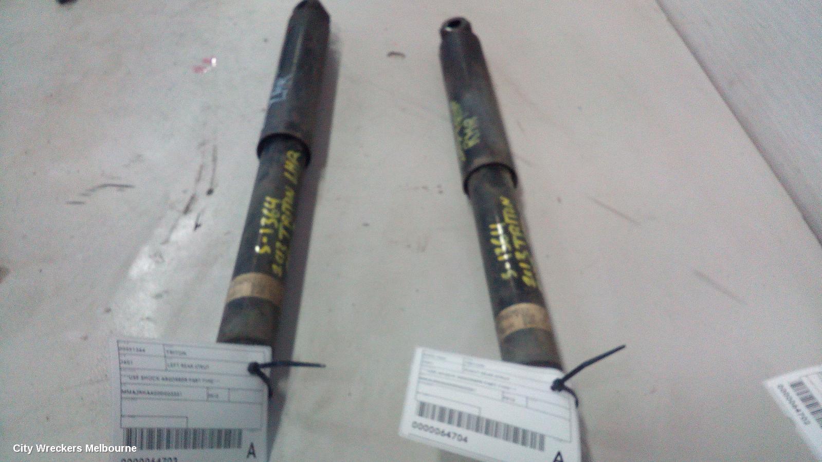 MITSUBISHI TRITON RIGHT REAR STRUT, ***USE SHOCK ABSORBER PART TYPE*** - Image 3