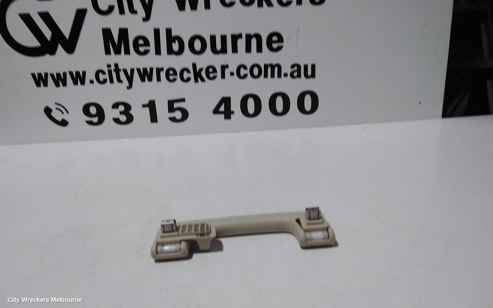 AUDI Q7 GRAB HANDLE, 4M, 07/2015 ONWARDS - Image 2