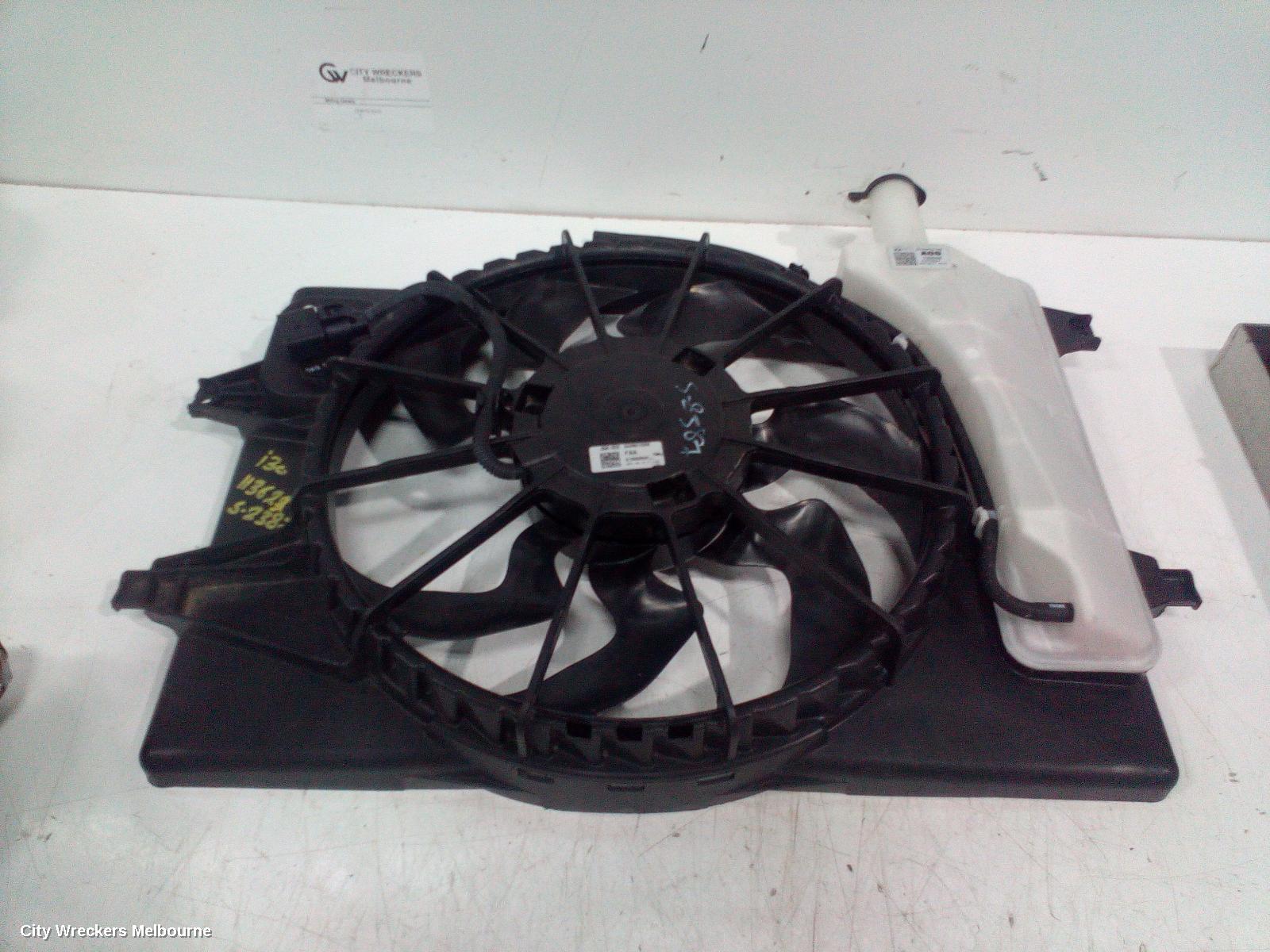HYUNDAI I30 FAN, RADIATOR FAN ASSY, 2.0, G4NC, PETROL, PD, HATCH (S. KOREA VIN KMHH), 03/2017 ONWARDS - Image 3