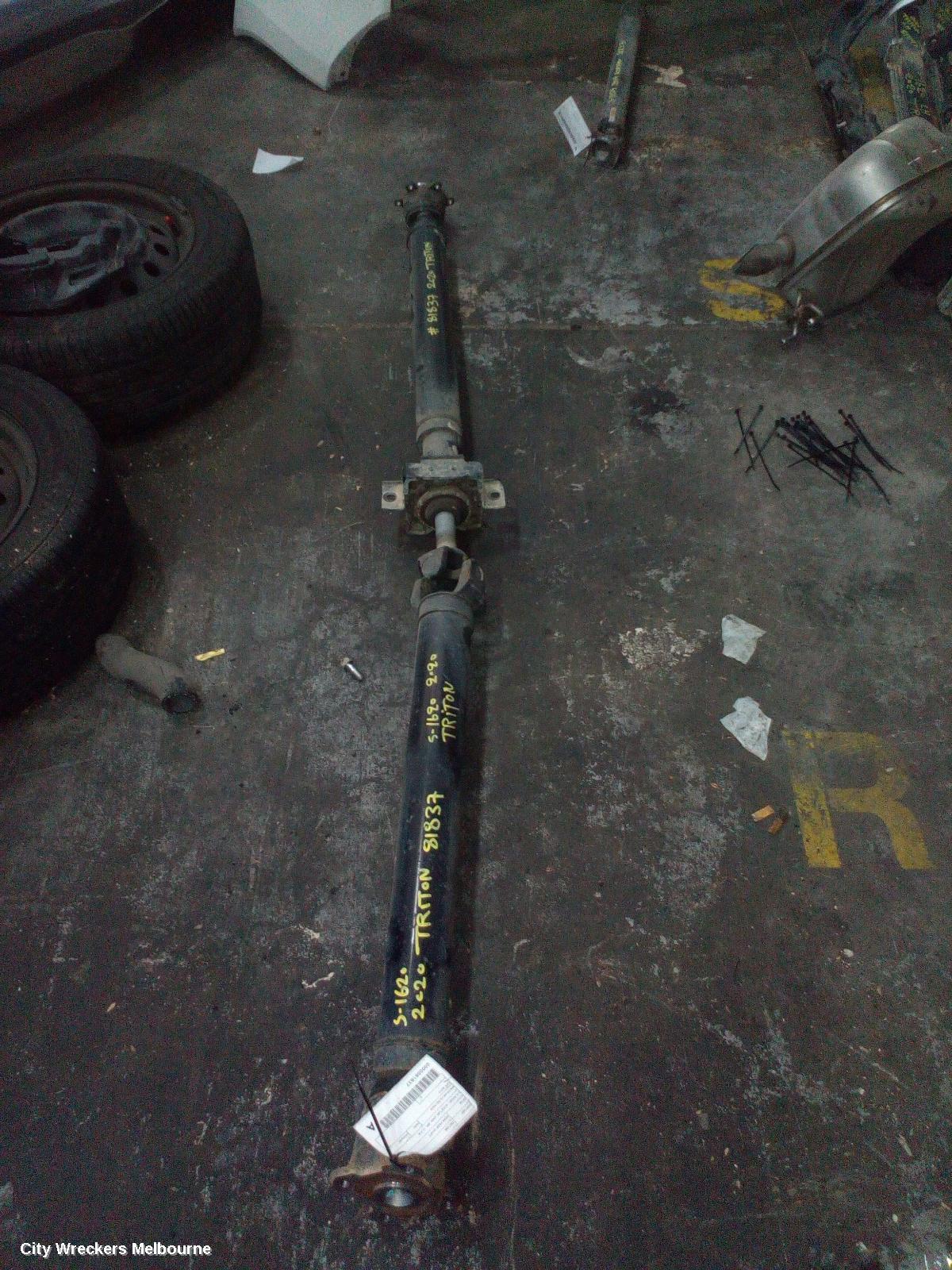 MITSUBISHI TRITON REAR DRIVE SHAFT, 2.4, DIESEL, AUTO T/M, 2WD, MQ-MR, 03/2015 - 10/2023 - Image 2