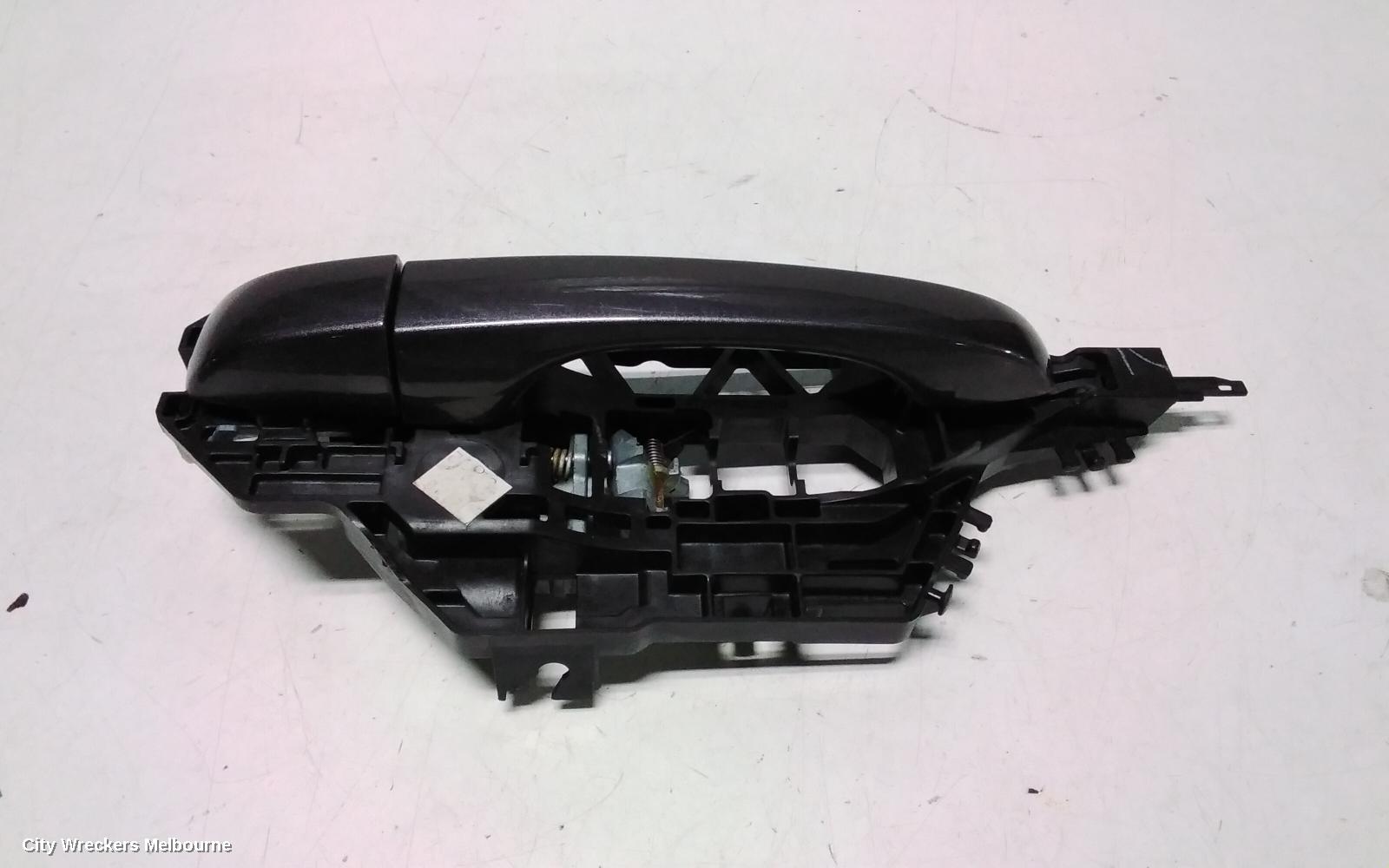 CHRYSLER 300C DOOR HANDLE, OUTER, RH REAR, LX2, 12/2011 - 12/2014 - Image 3