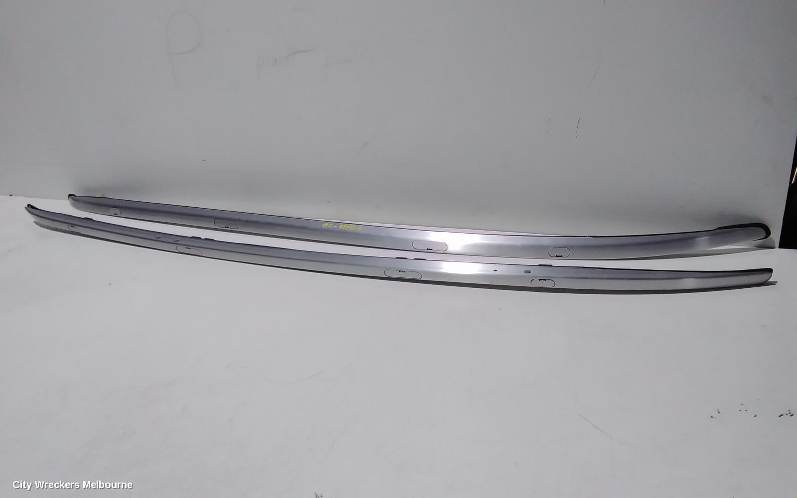 HONDA HRV ROOF RAIL - Image 2