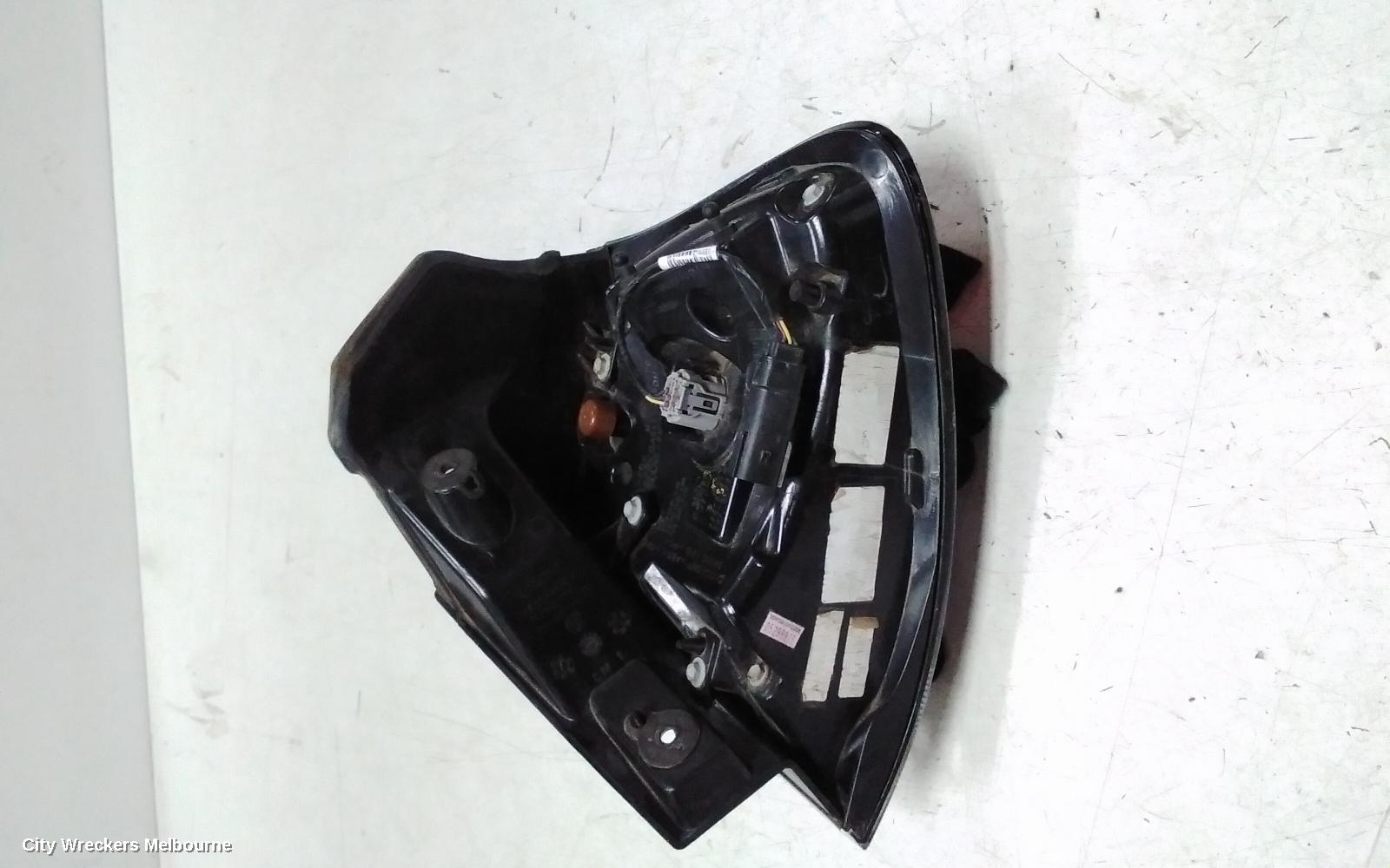 JEEP CHEROKEE LEFT TAILLIGHT, KL, IN BODY, 04/2018 - 11/2022 - Image 3